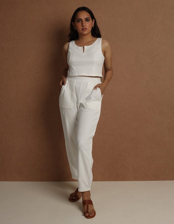 Antara - Petunia round neck sleeveless crop top